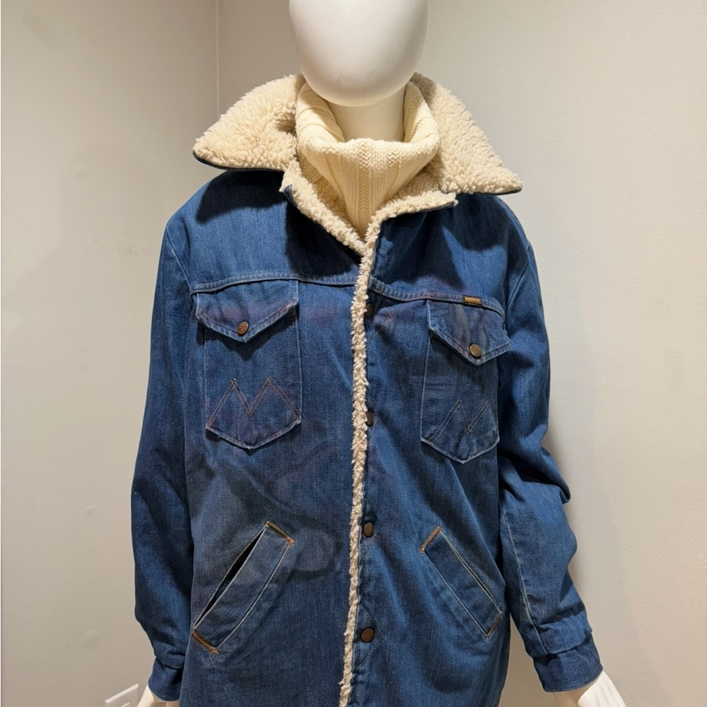Vintage Sherpa Lined Denim jacket w/
Indian Head Native American western 90’s - Picture 10 of 16